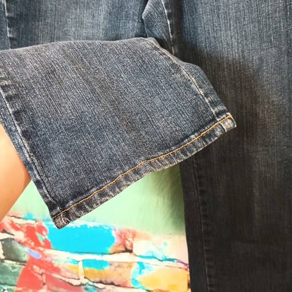 St John's Bay Petite Stretchboot Boot Cut Jeans Size 10p - Picture 4 of 8